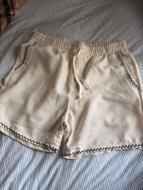 Malibu Cream Drawstring Knit Shorts with Black Contrast Stitching